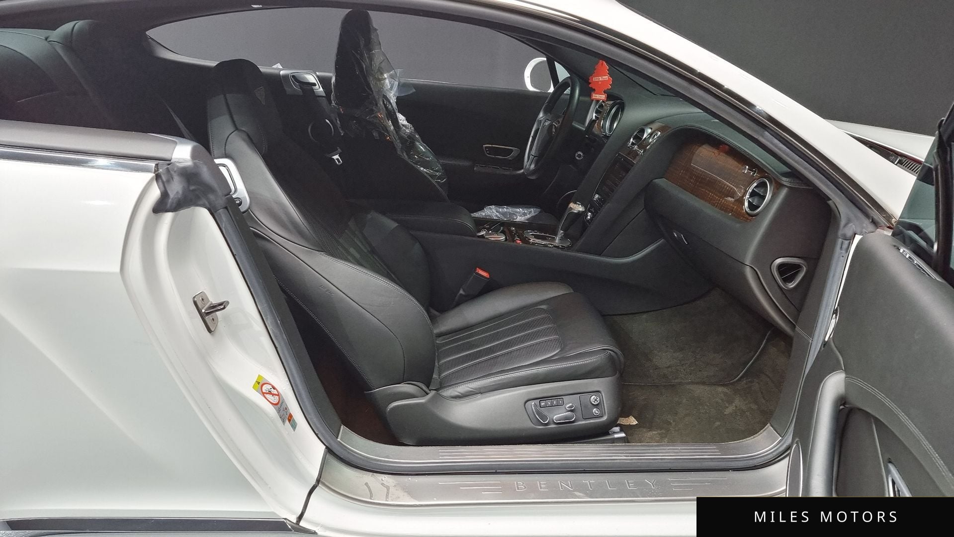 Bentley 컨티넨탈 GT 2013 — миниатюра 10