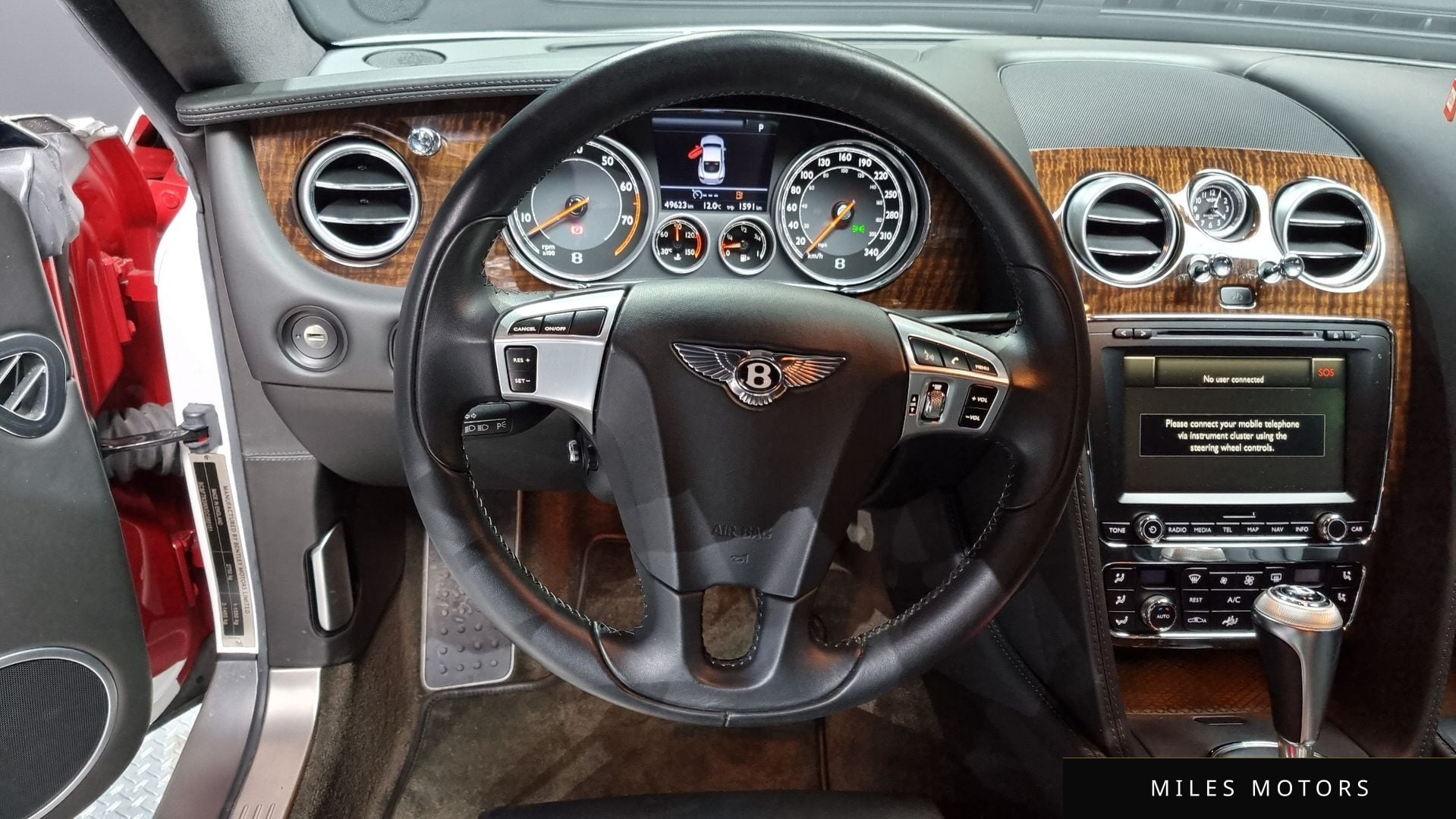 Bentley 컨티넨탈 GT 2013 — миниатюра 12