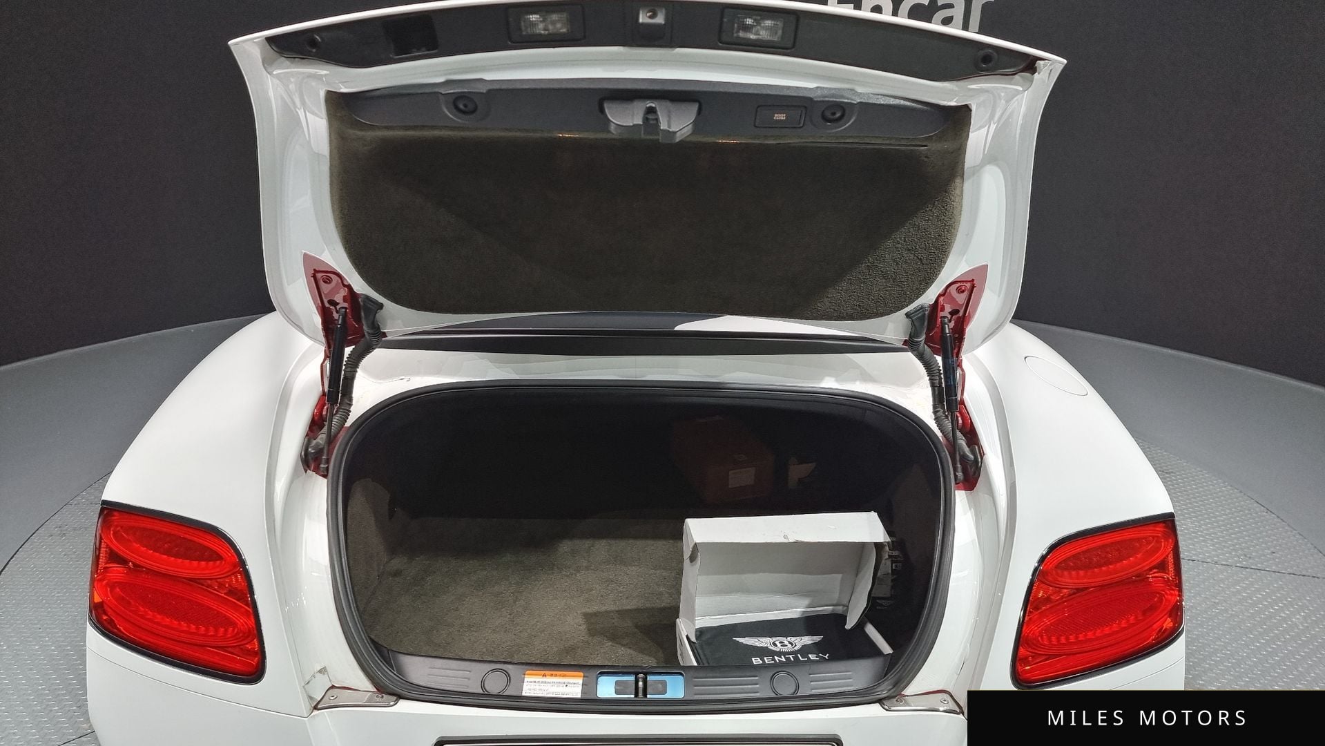 Bentley 컨티넨탈 GT 2013 — миниатюра 19