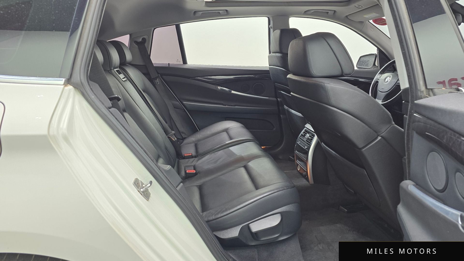 BMW 5 Series GT (F07) 2011 — миниатюра 12