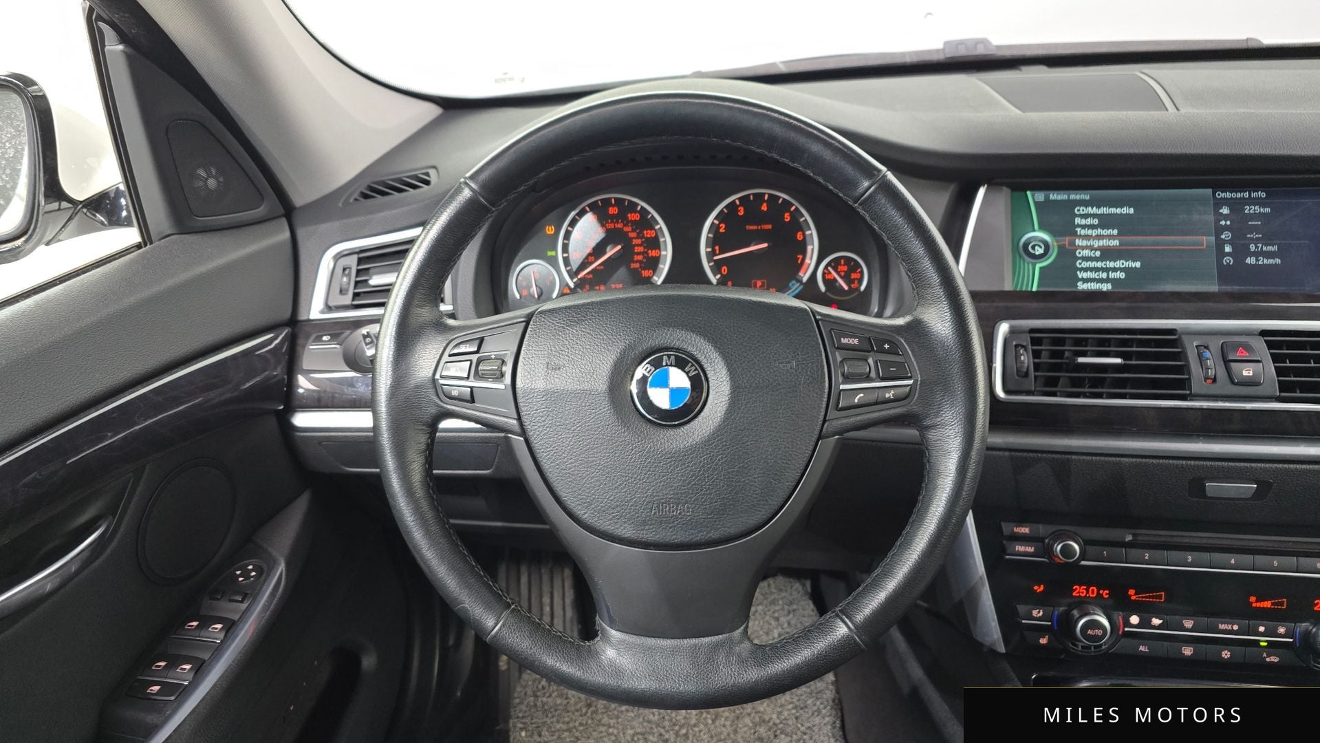 BMW 5 Series GT (F07) 2011 — миниатюра 13