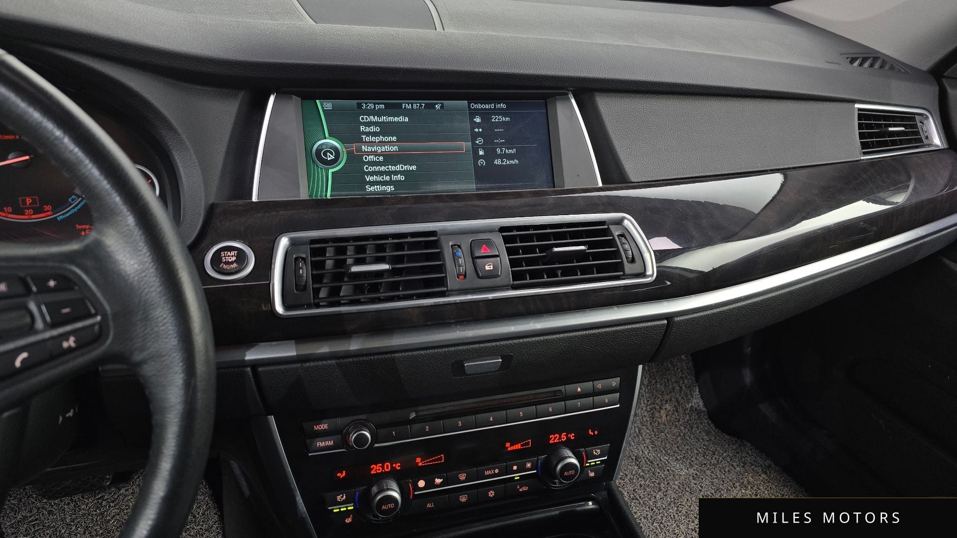 BMW 5 Series GT (F07) 2011 — миниатюра 14