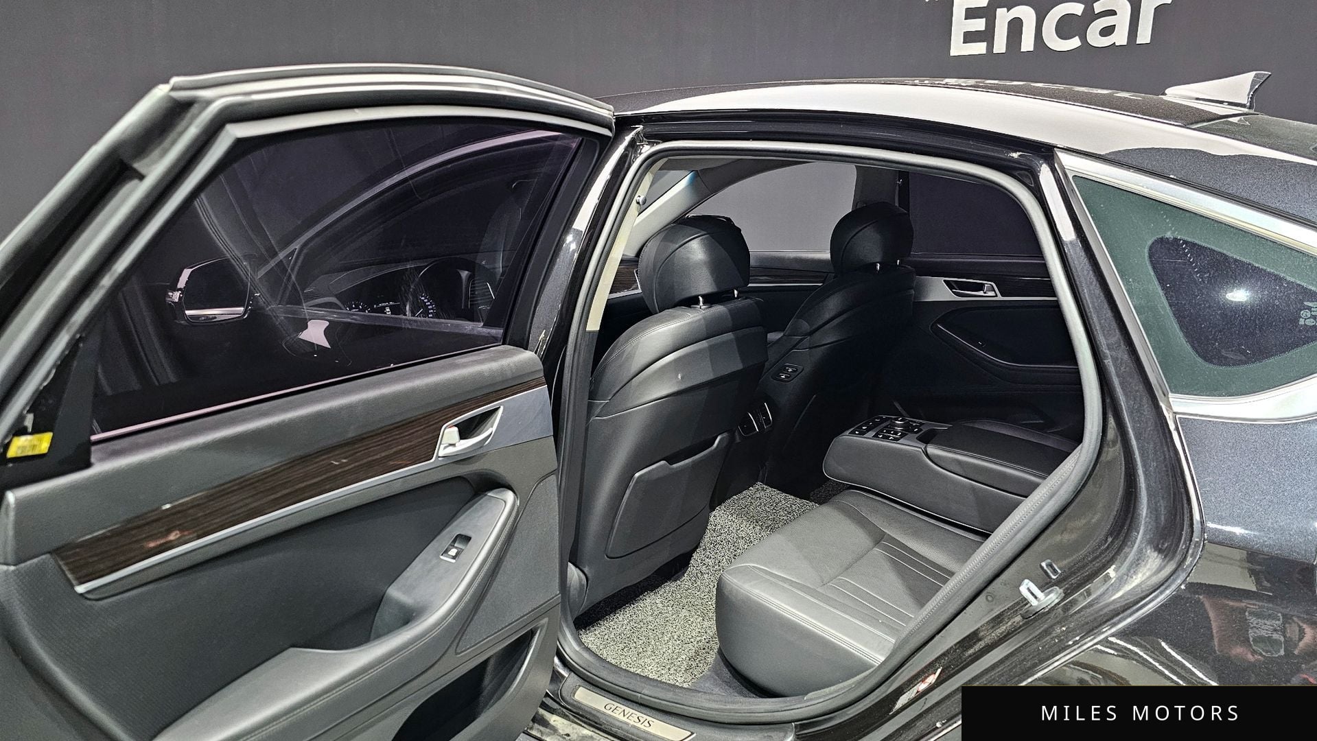 Genesis G80 2018 — миниатюра 12