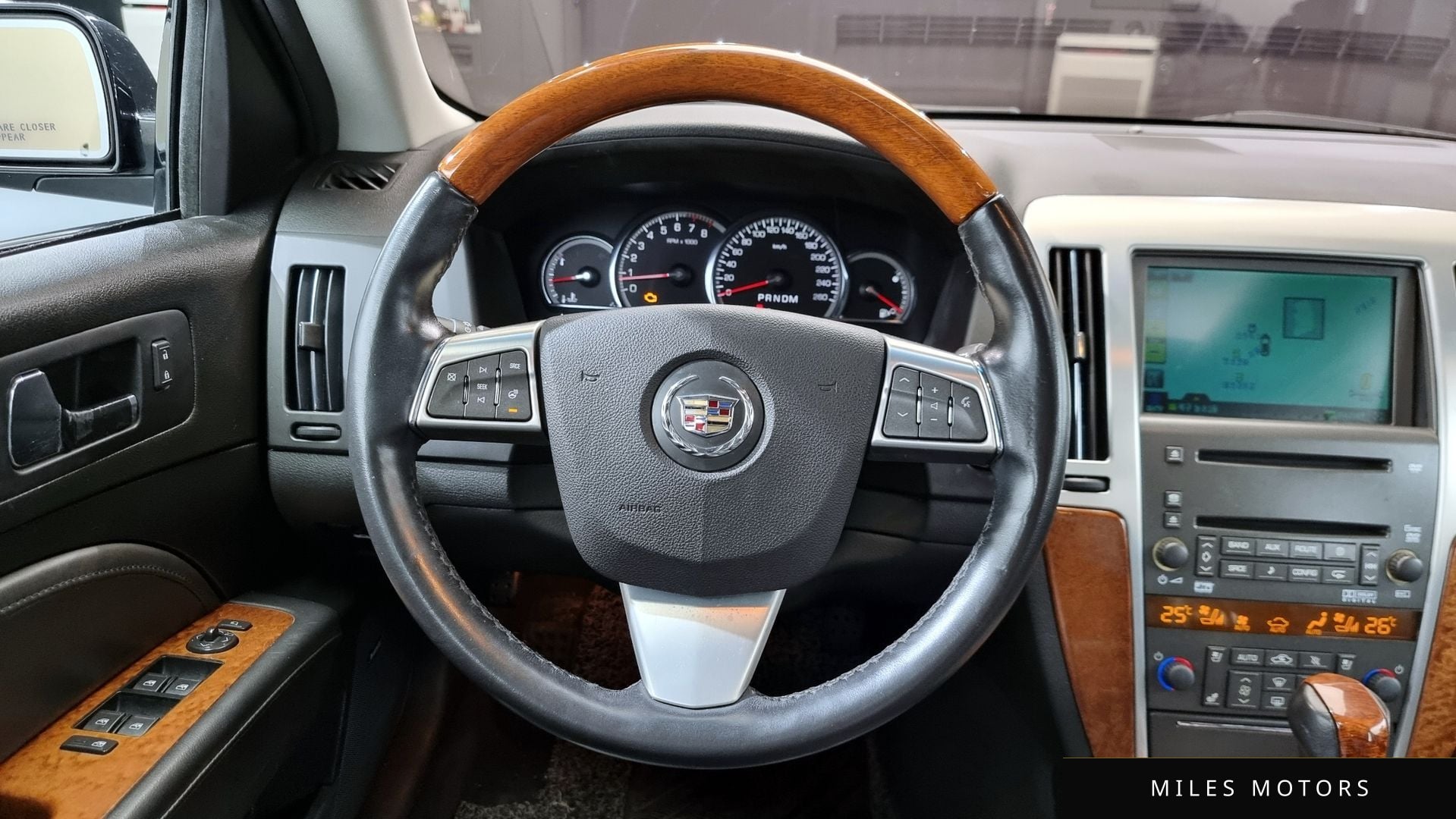 Cadillac STS 2011 — миниатюра 13