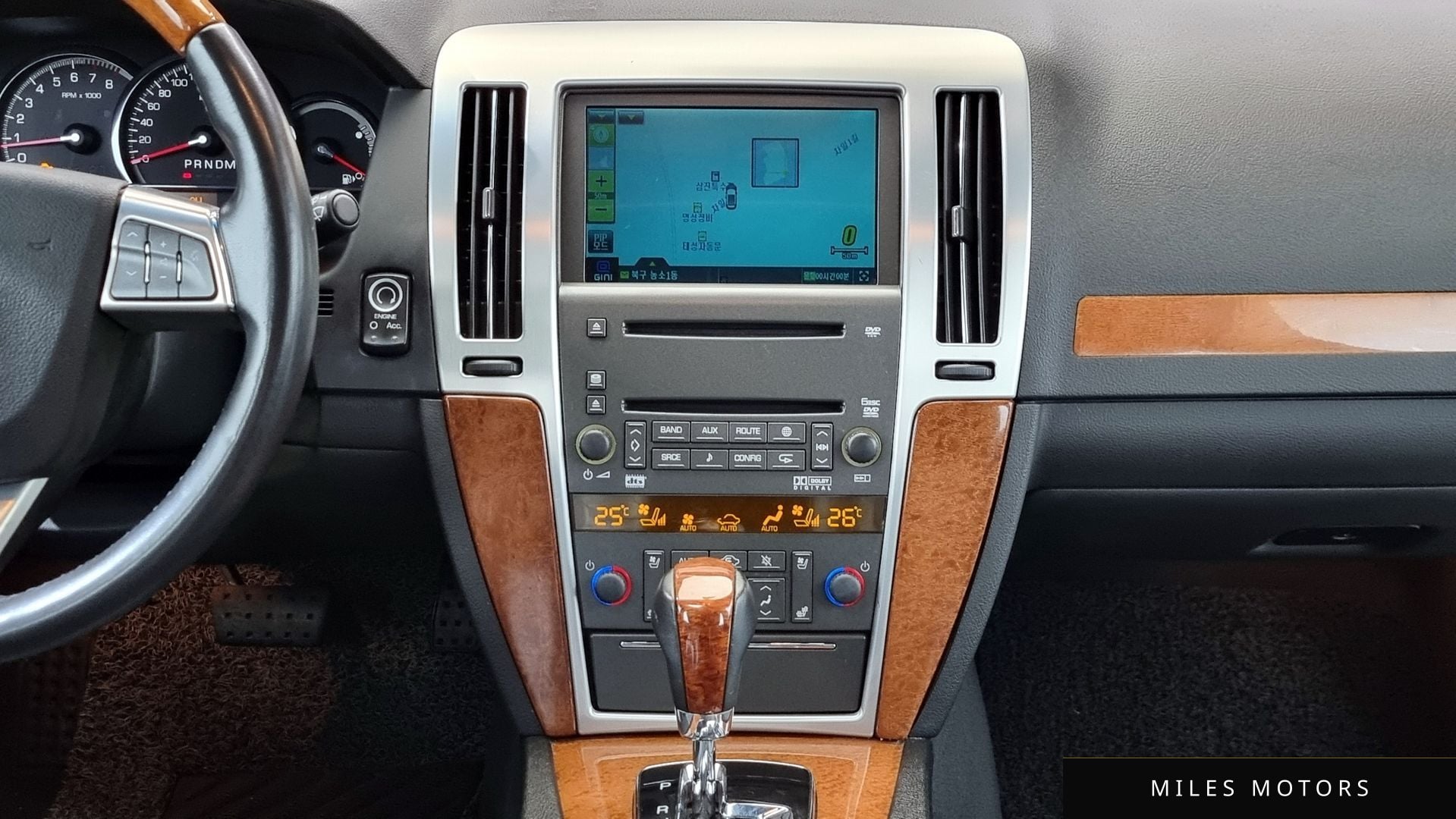 Cadillac STS 2011 — миниатюра 19