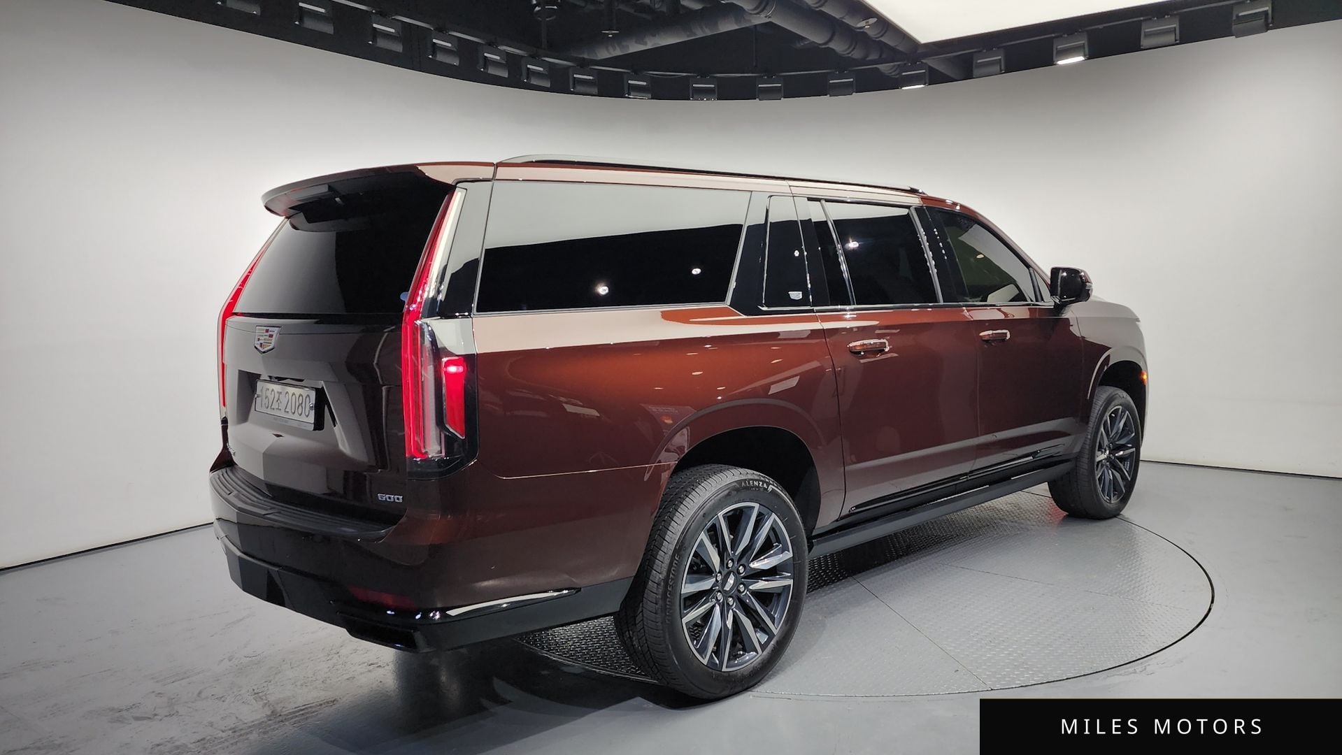 Cadillac Escalade 2022 — миниатюра 2
