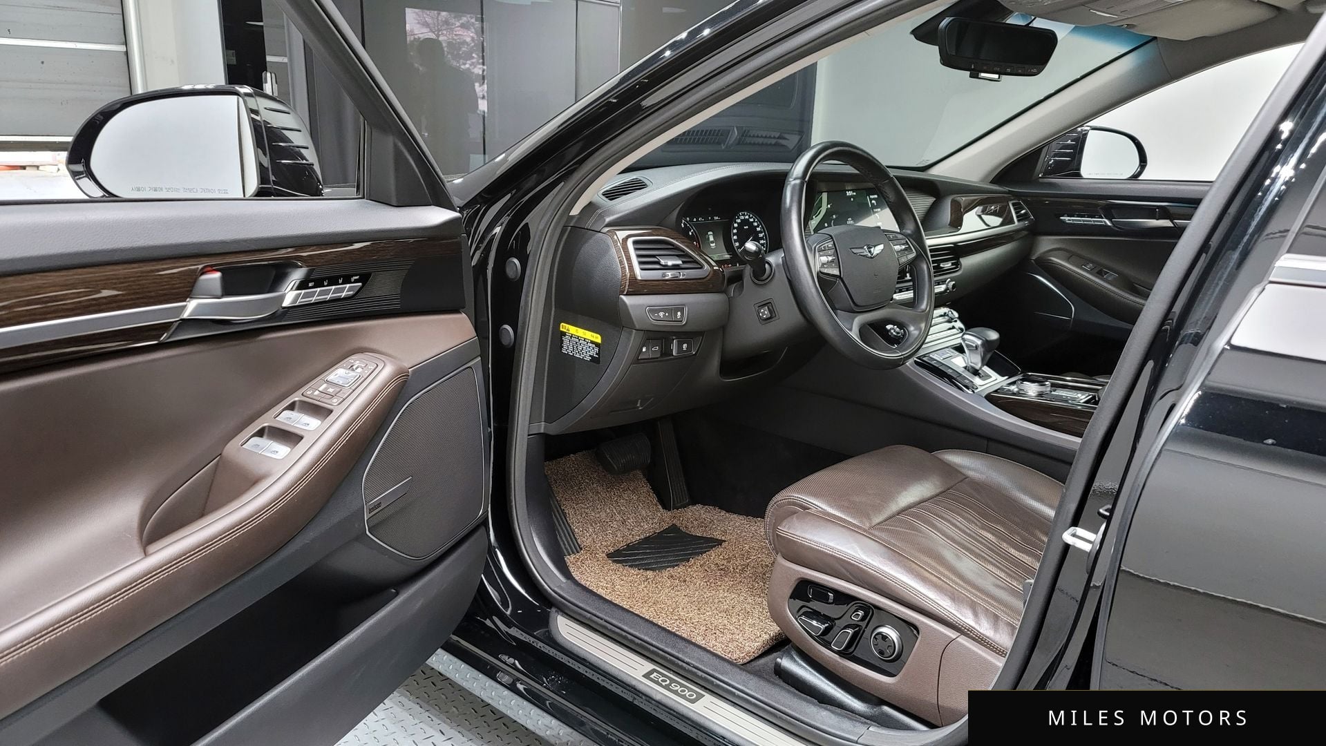 Genesis EQ900 2016 — миниатюра 11