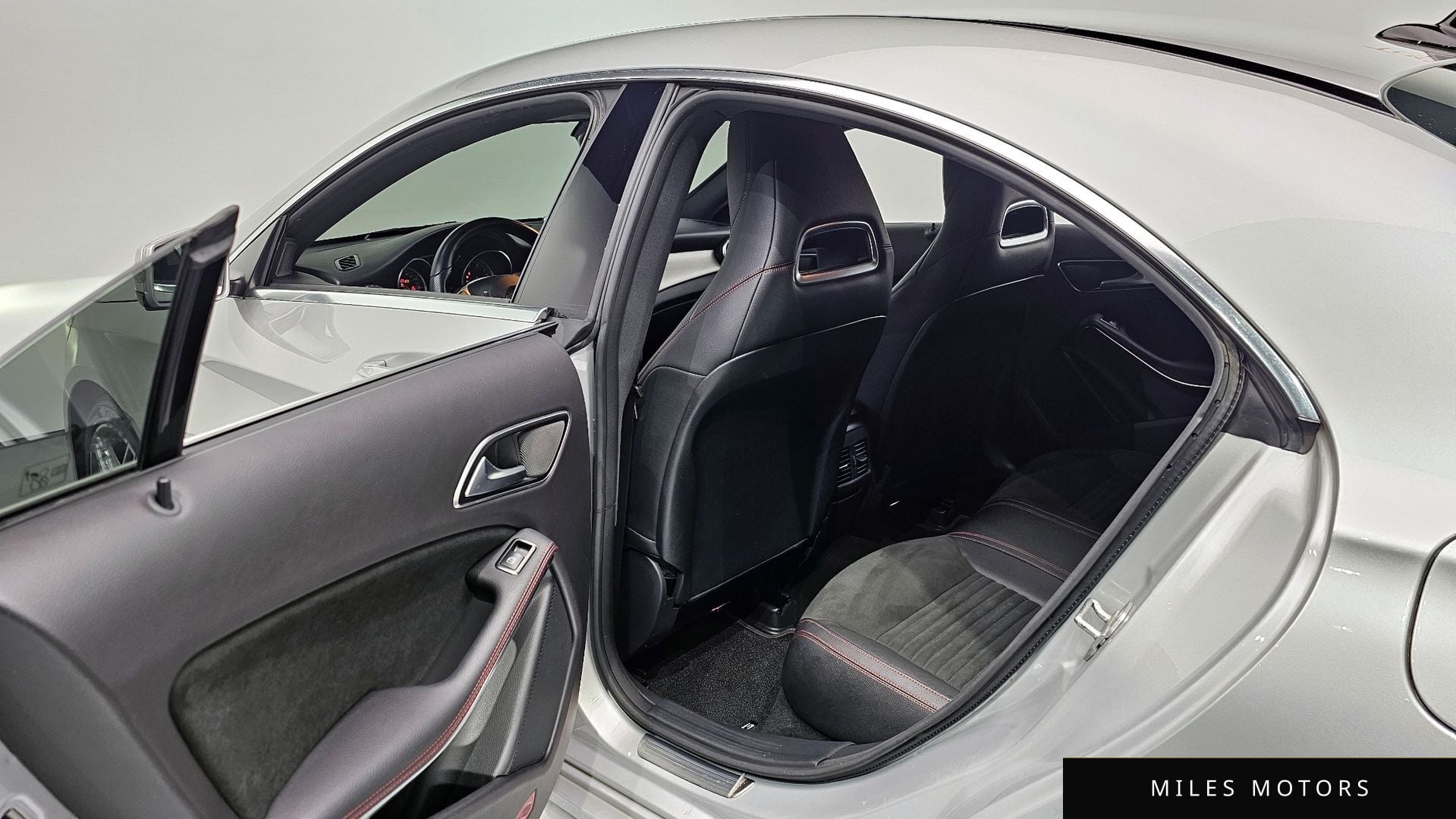 Mercedes-Benz CLA-Class C117 2018 — миниатюра 12