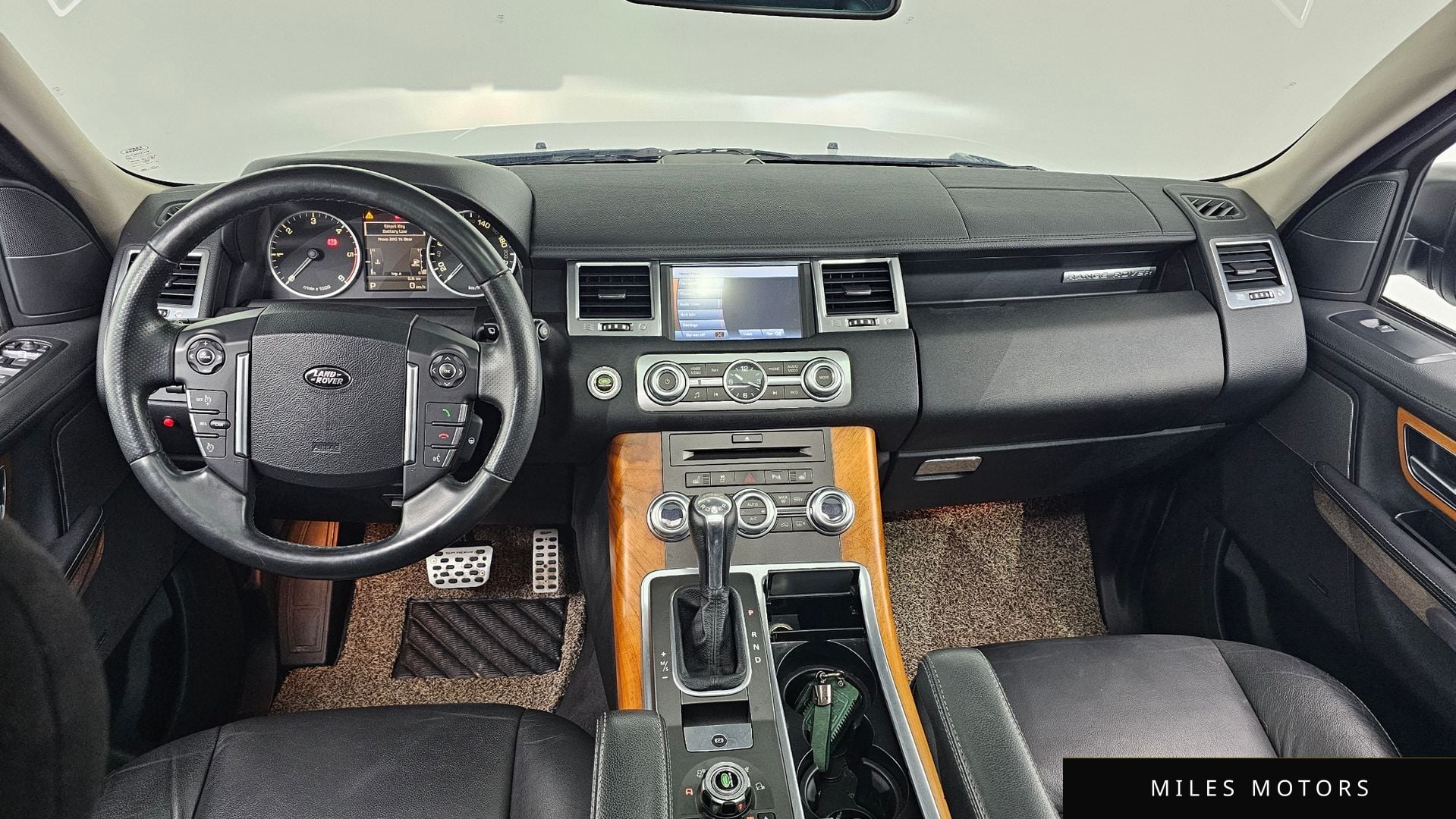 Land Rover Range Rover Sport 2011 — миниатюра 7