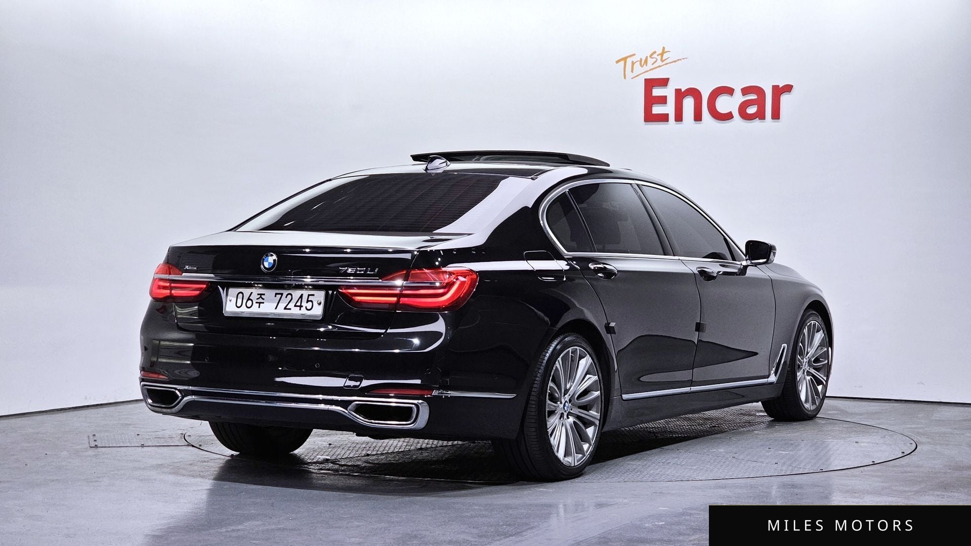 BMW 7 Series (G11) 2016 — миниатюра 2