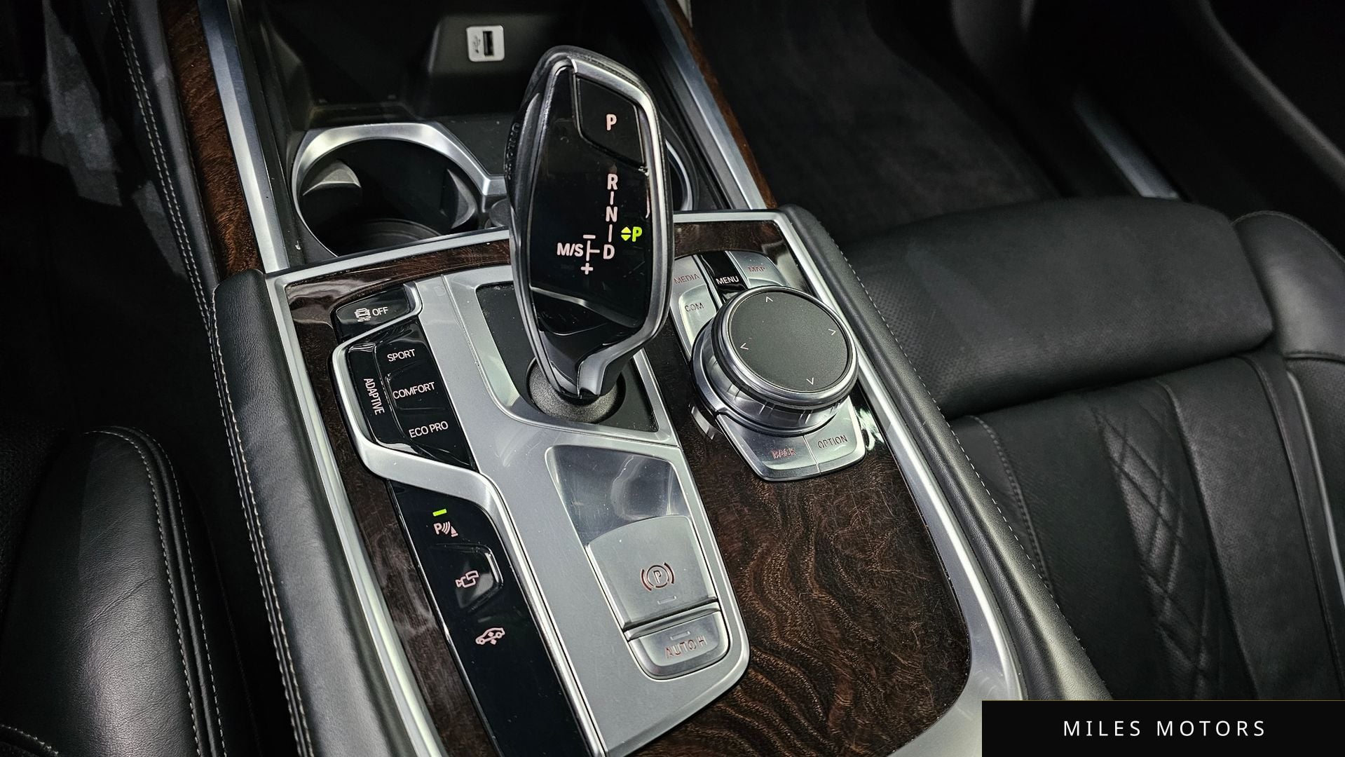 BMW 7 Series (G11) 2016 — миниатюра 9