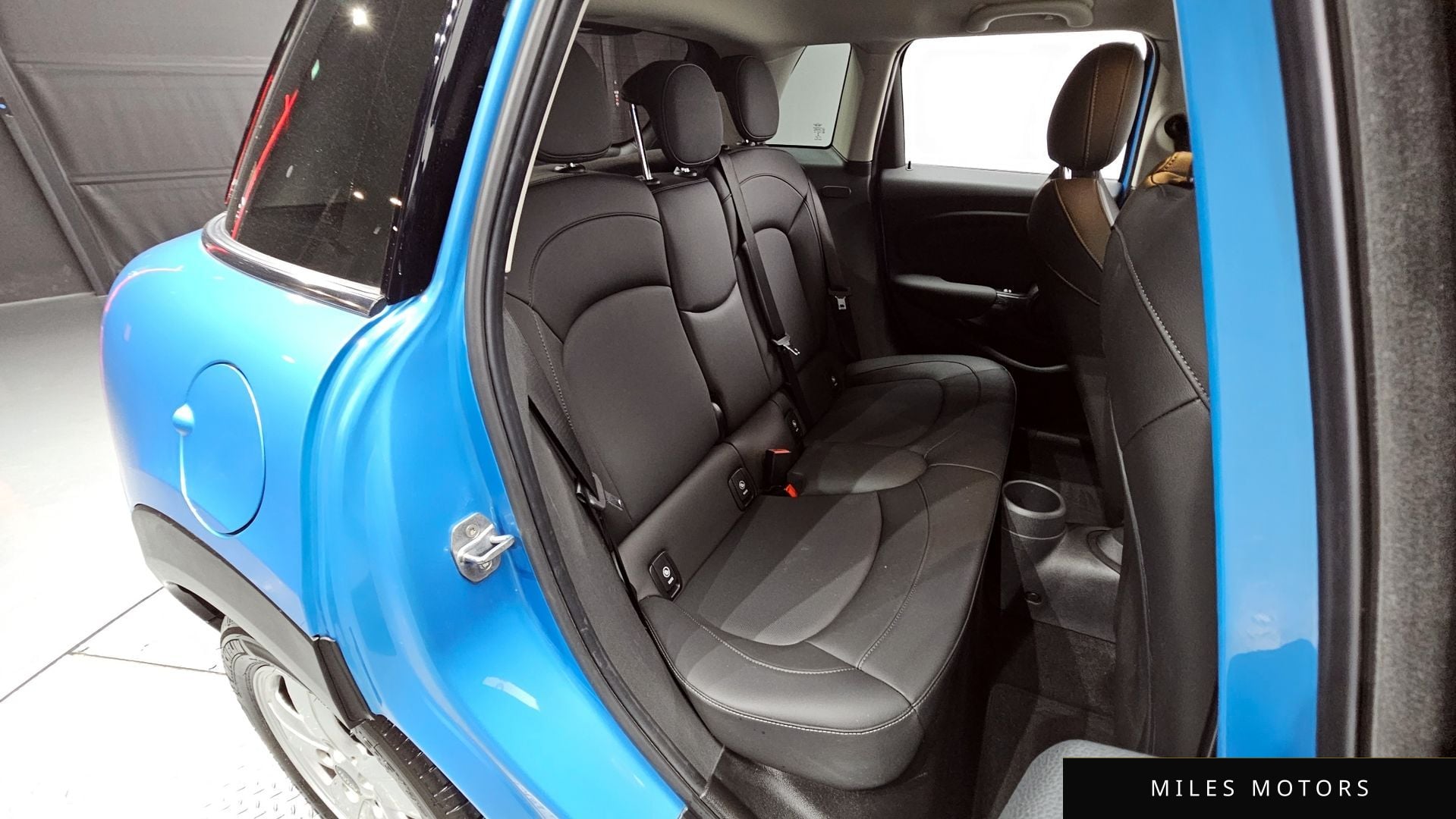 MINI Cooper 2019 — миниатюра 12