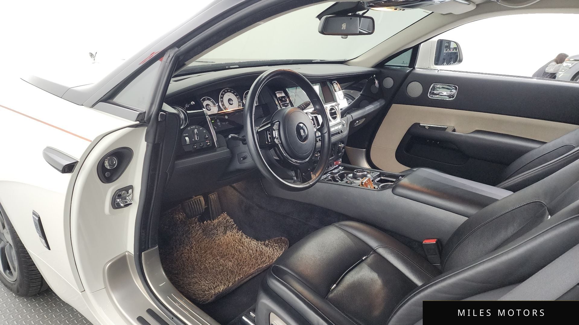 Rolls-Royce 레이스 2015 — миниатюра 10