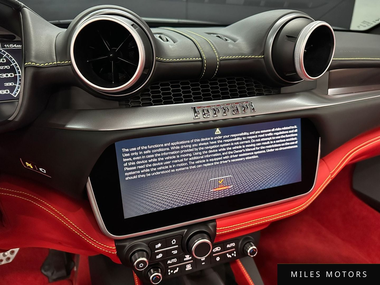Ferrari 포르토피노 2022 — миниатюра 14