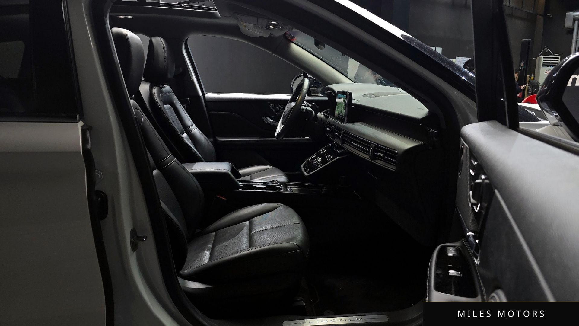 Lincoln 코세어 2021 — миниатюра 10