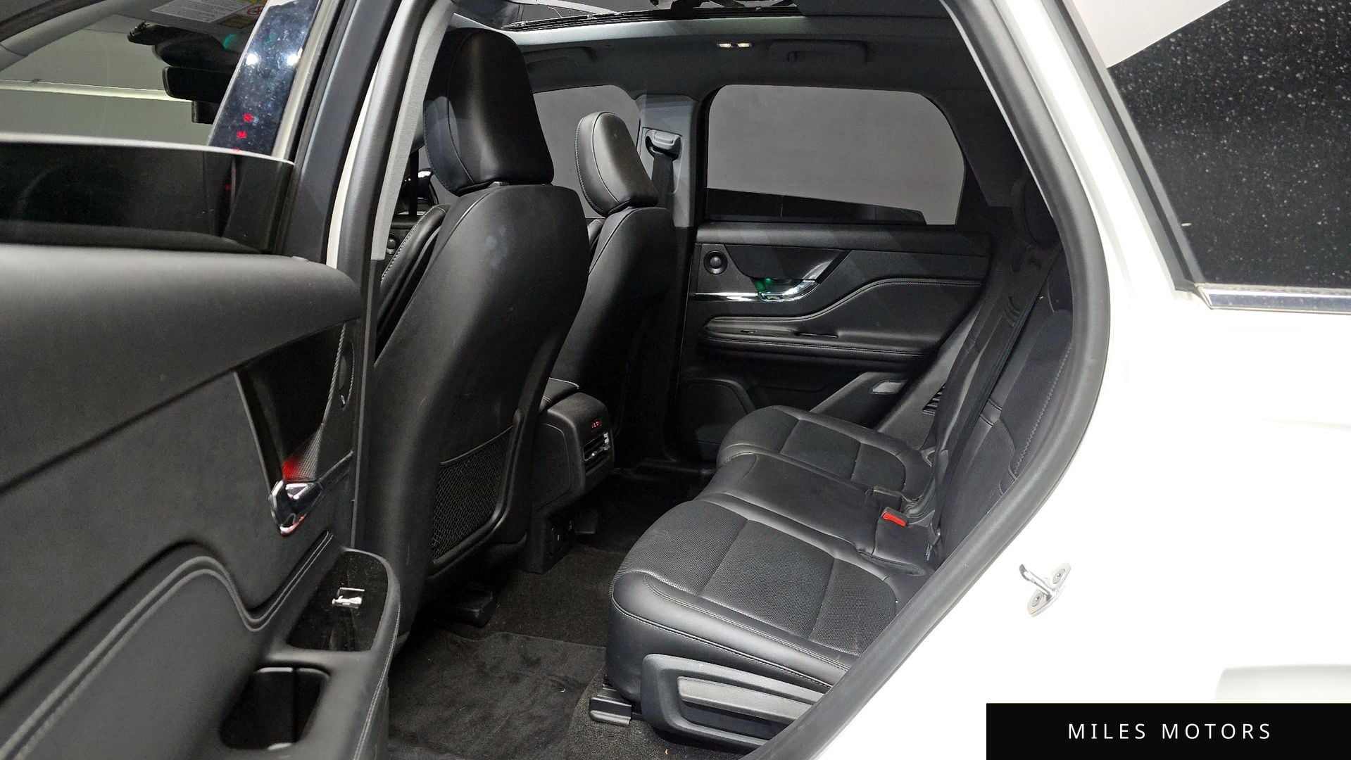 Lincoln 코세어 2021 — миниатюра 12