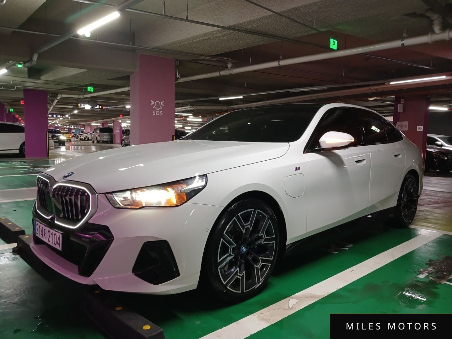 BMW 5 Series (G60) 2025 — миниатюра 2