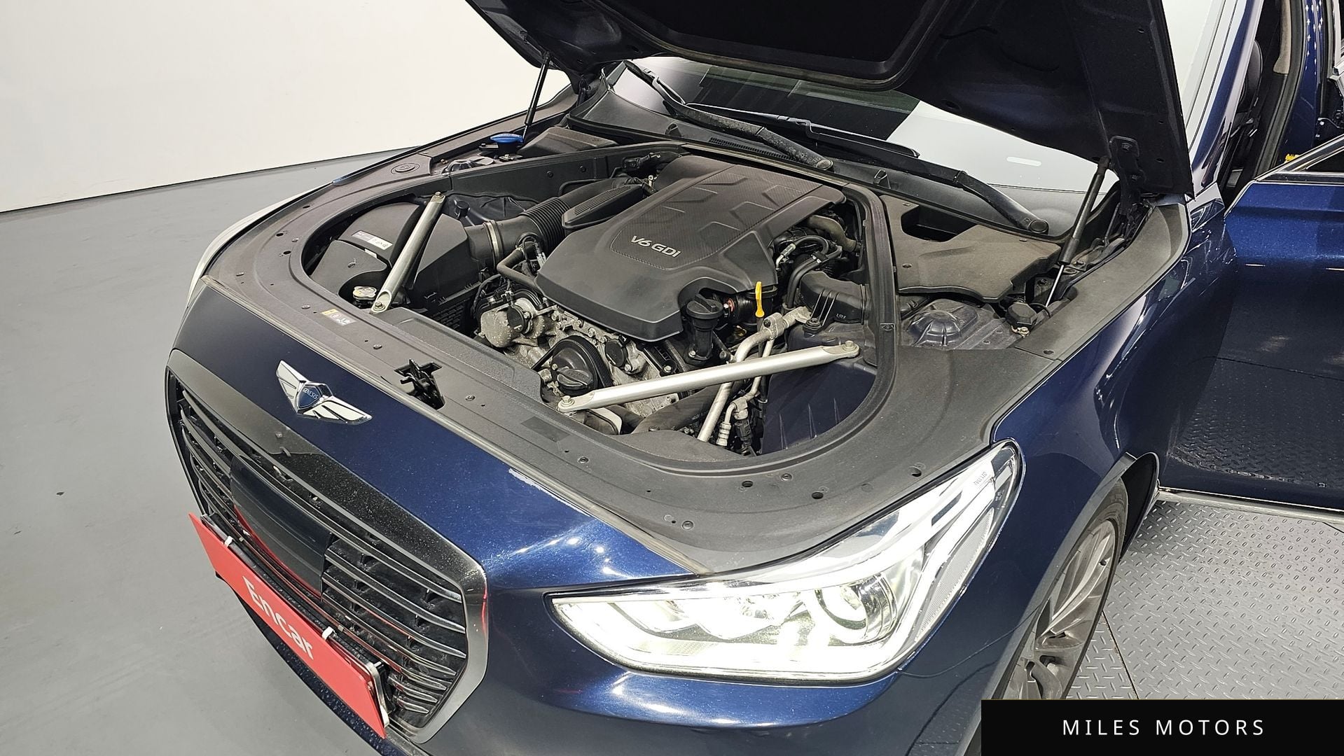 Genesis EQ900 2016 — миниатюра 6
