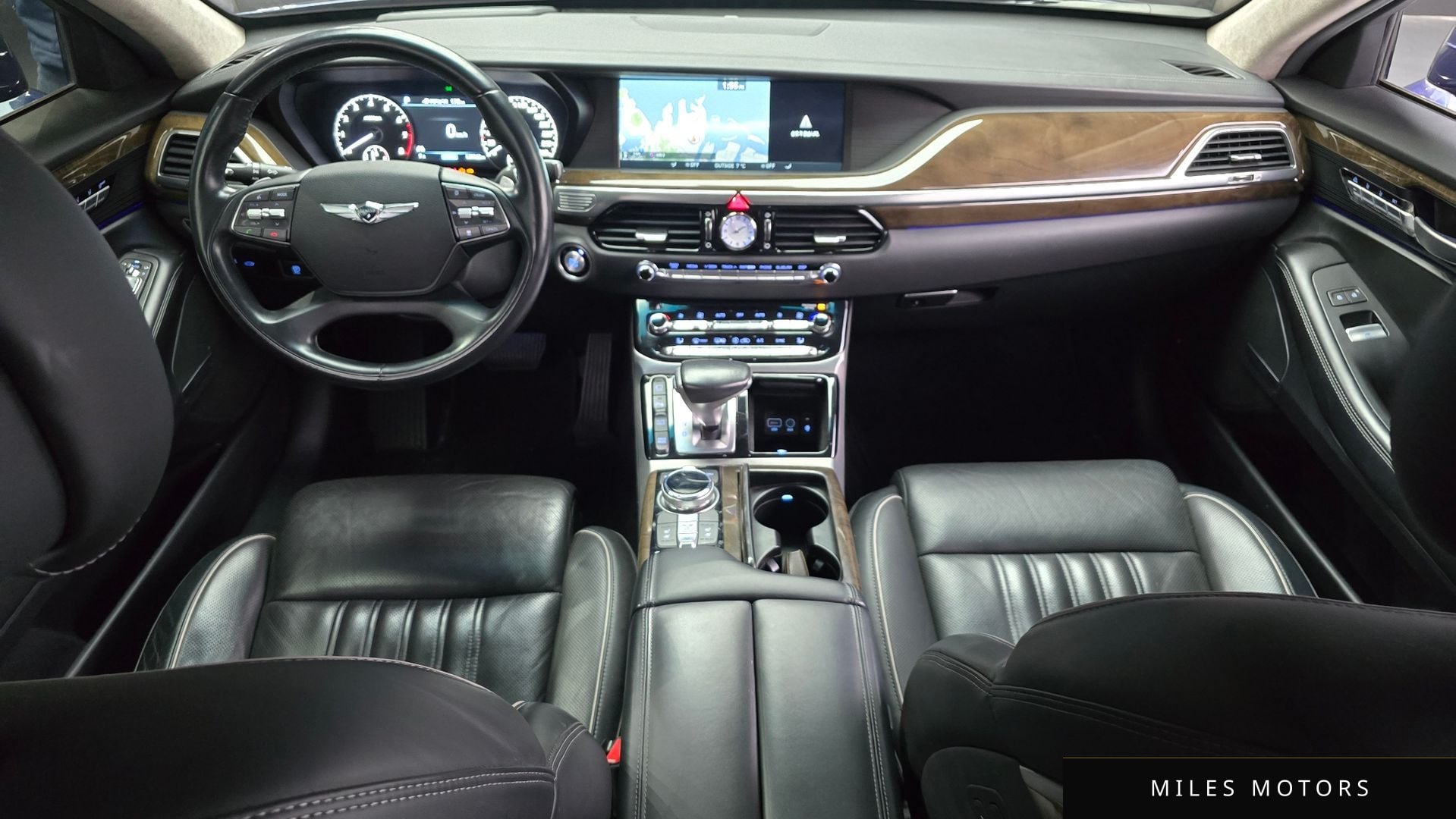 Genesis EQ900 2016 — миниатюра 7