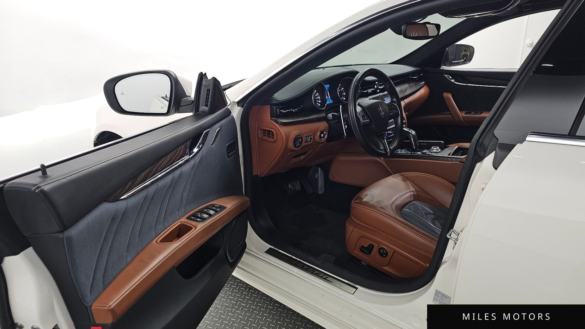 Maserati Quattroporte 2019 — миниатюра 10