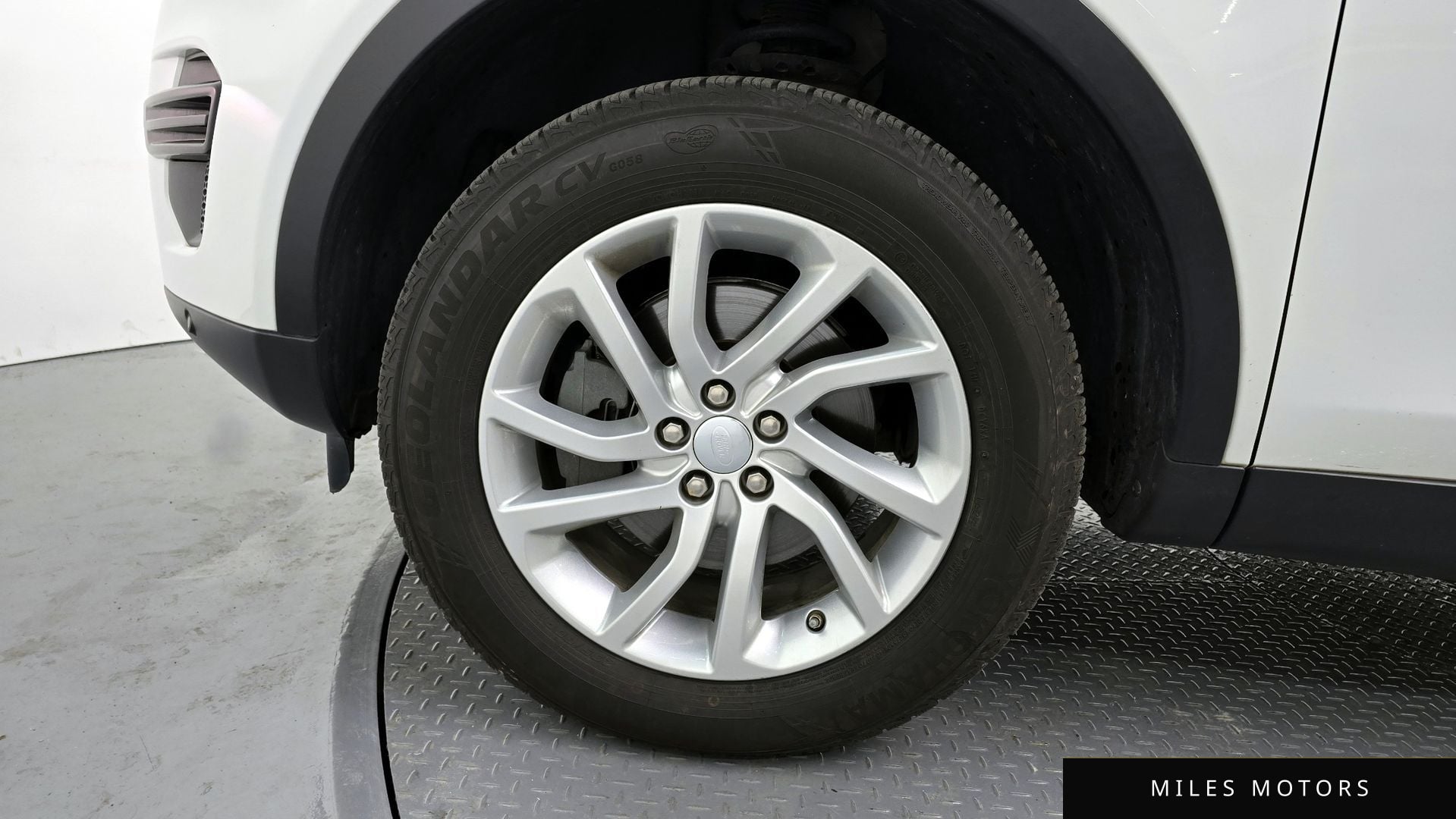 Land Rover Discovery Sport 2019 — миниатюра 5