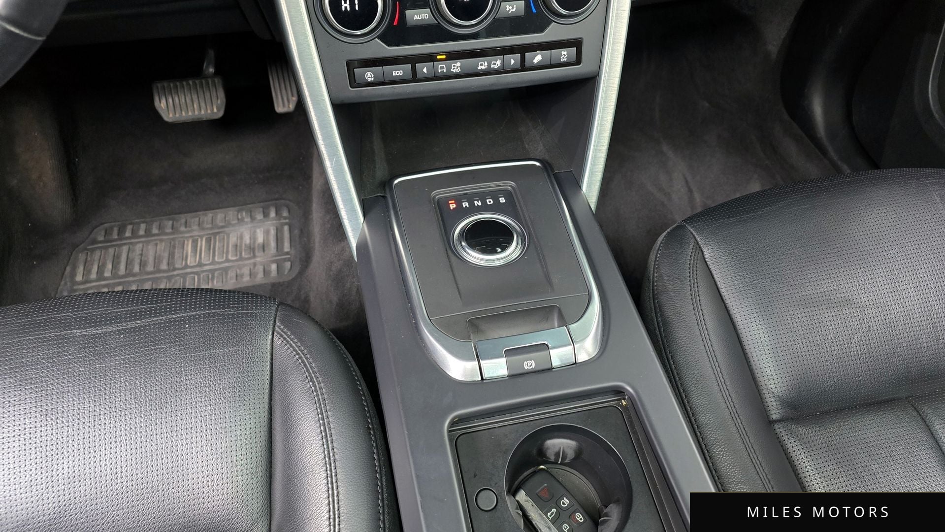 Land Rover Discovery Sport 2019 — миниатюра 9