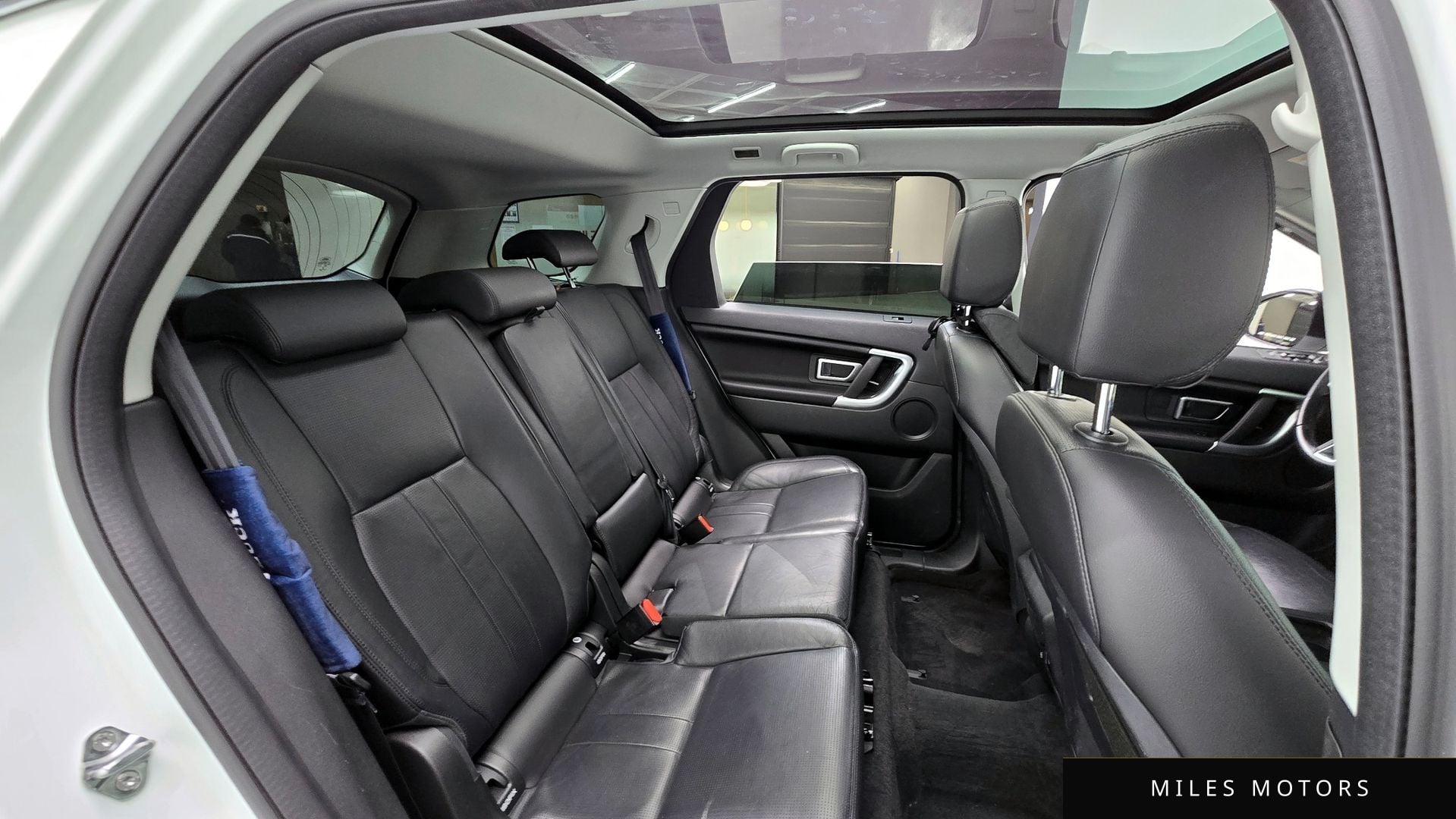 Land Rover Discovery Sport 2019 — миниатюра 12