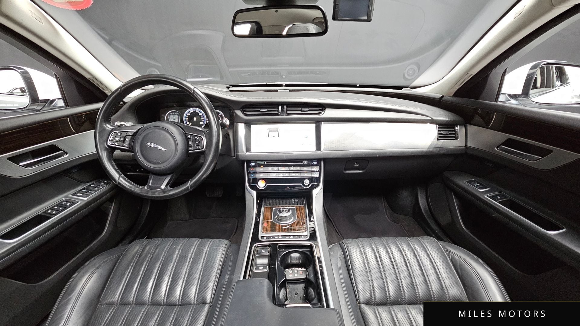 Jaguar XF (X260) 2017 — миниатюра 7