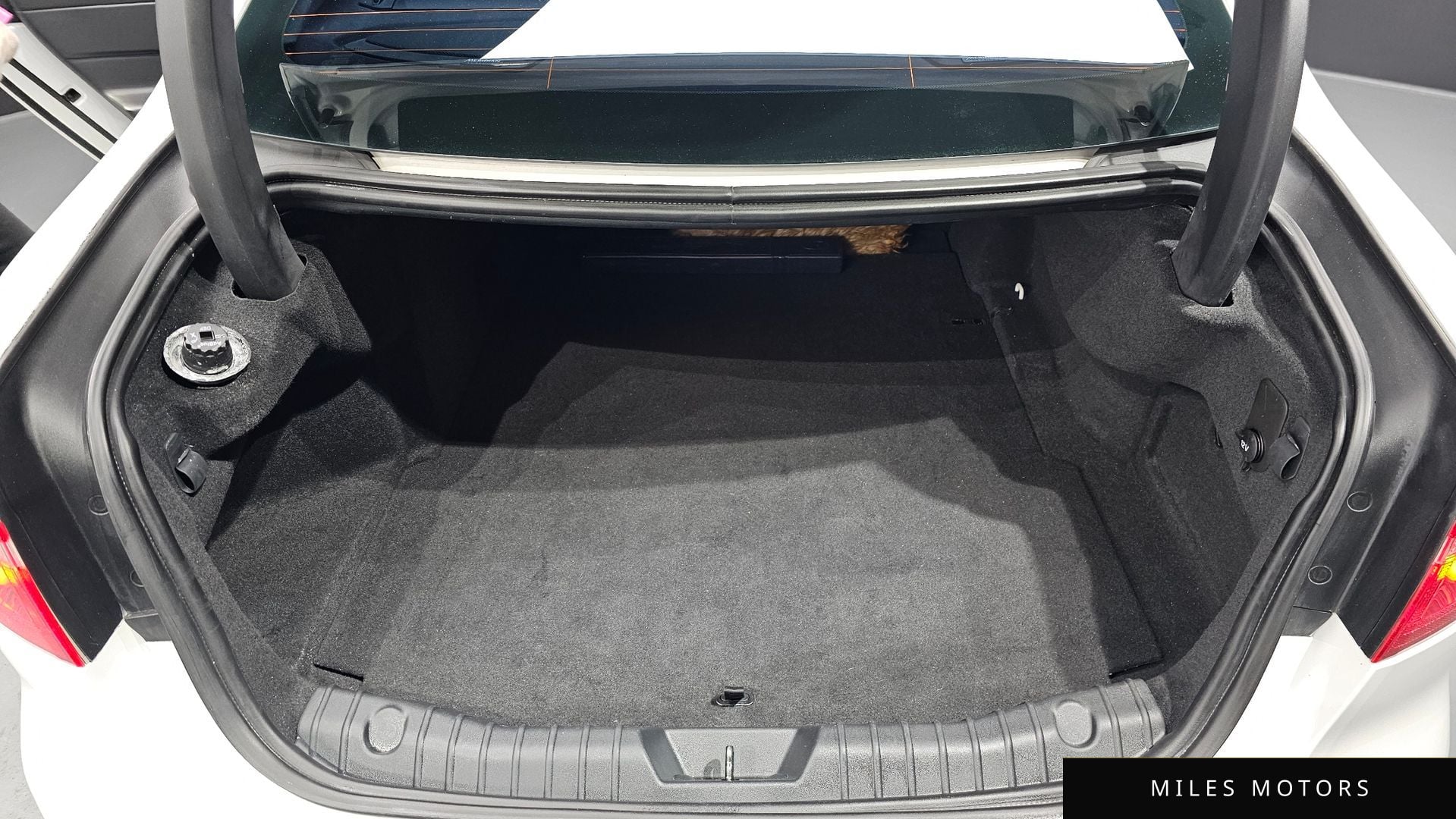 Jaguar XF (X260) 2017 — миниатюра 20