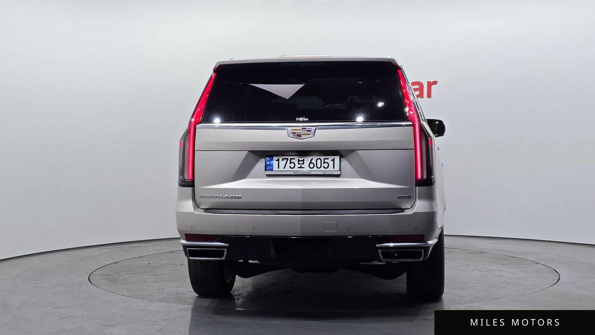 Cadillac Escalade 2022 — миниатюра 4