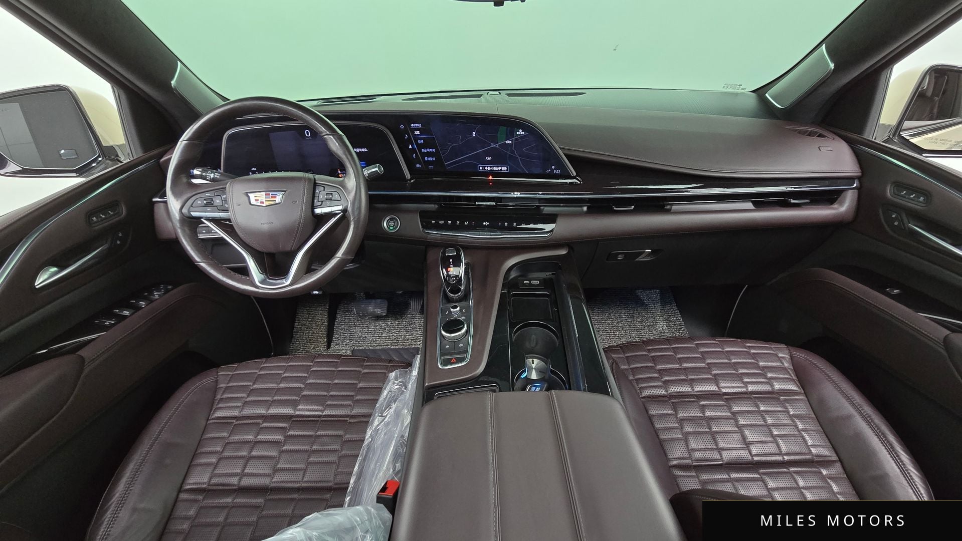 Cadillac Escalade 2022 — миниатюра 7