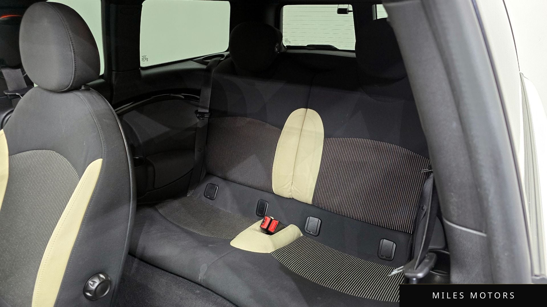 MINI Clubman 2010 — миниатюра 12