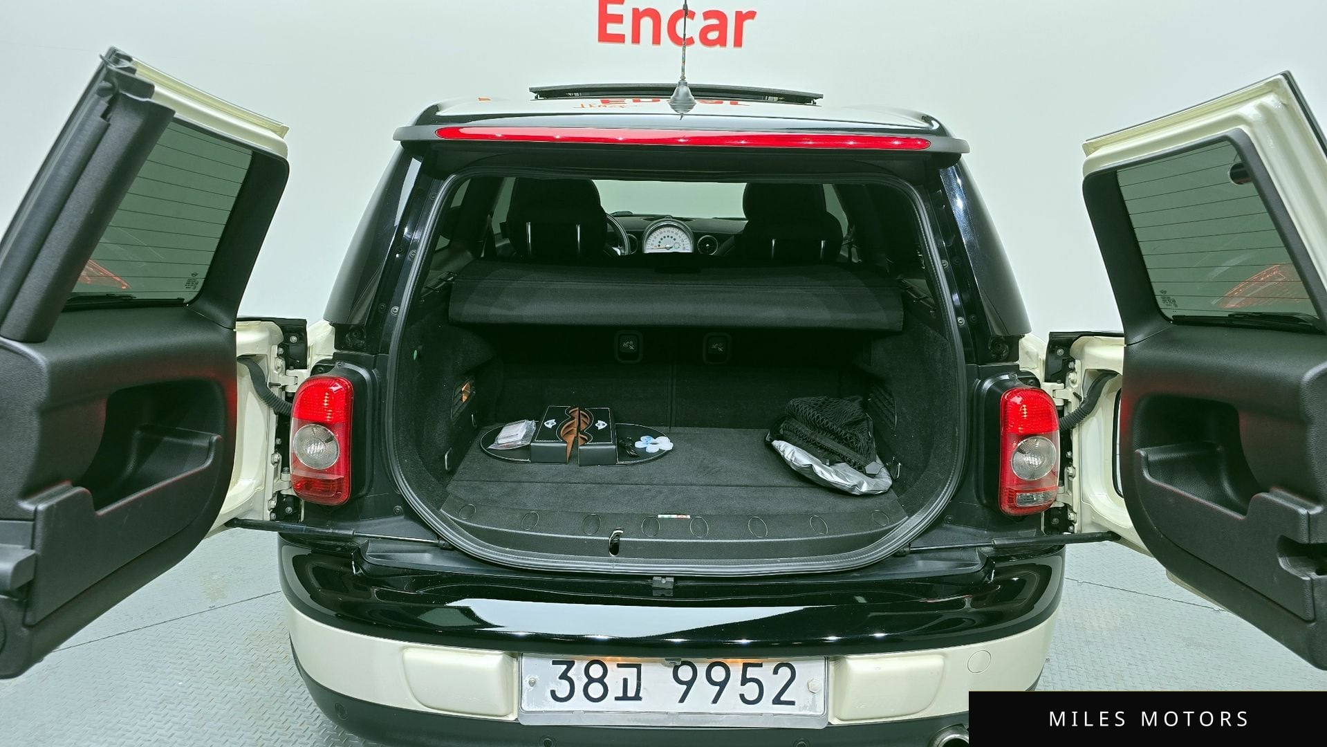 MINI Clubman 2010 — миниатюра 20