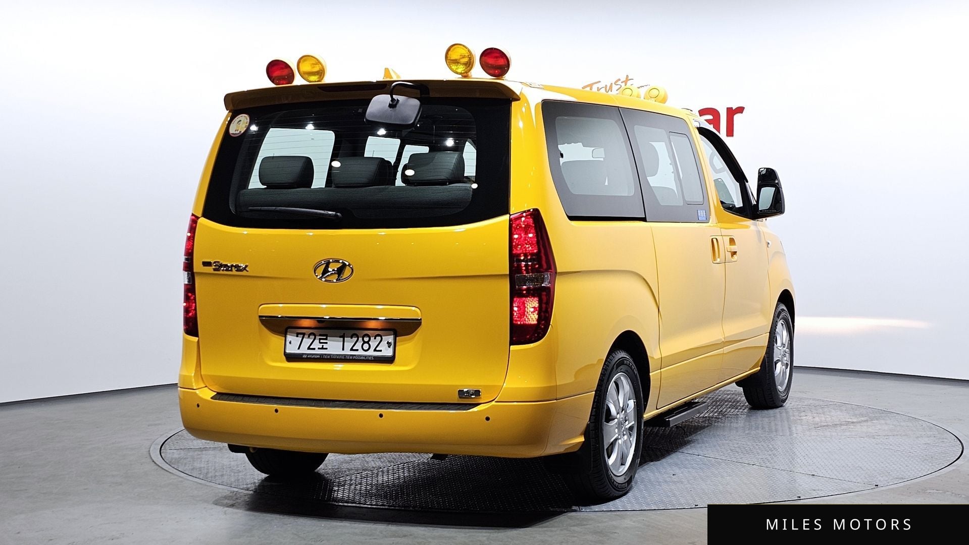 Hyundai Starex 2021 — миниатюра 2