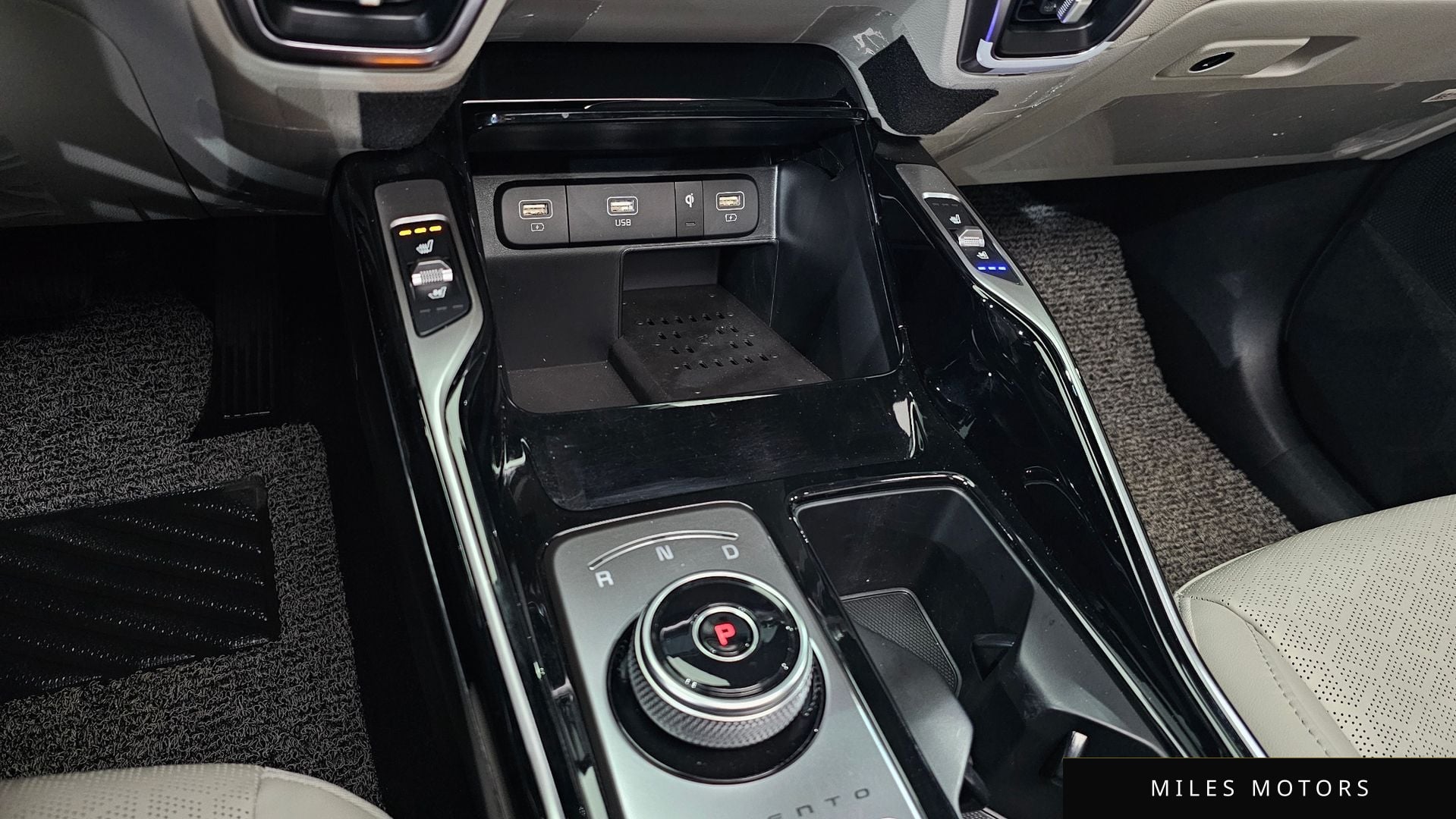 Kia Sorento 2023 — миниатюра 9