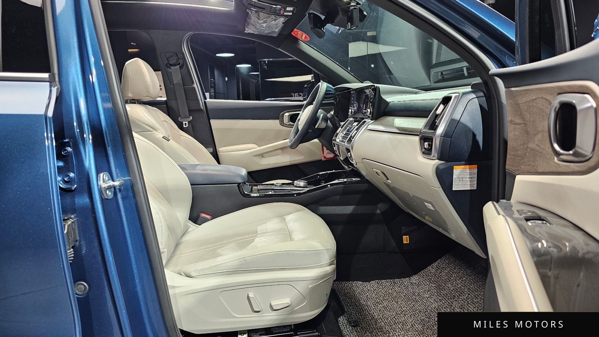 Kia Sorento 2023 — миниатюра 10