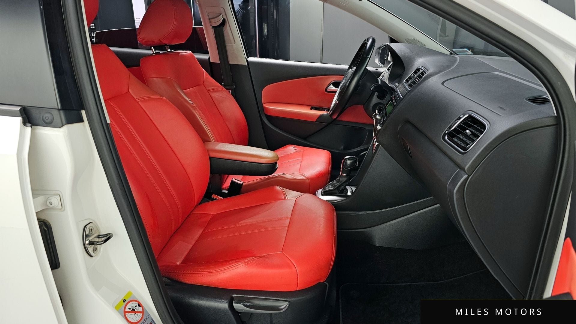 Volkswagen Polo 2014 — миниатюра 10