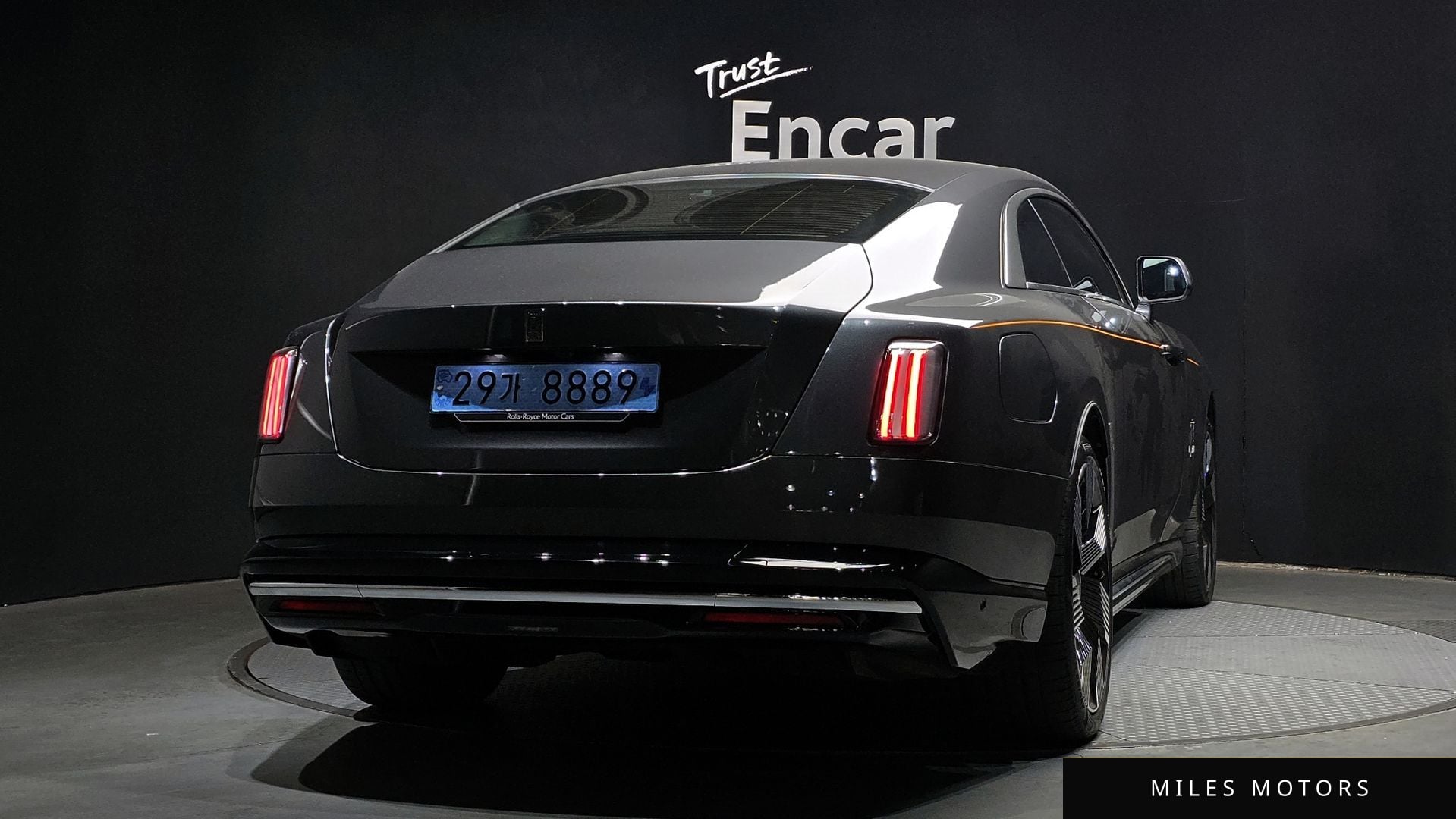 Rolls-Royce Spectre 2024 — миниатюра 2