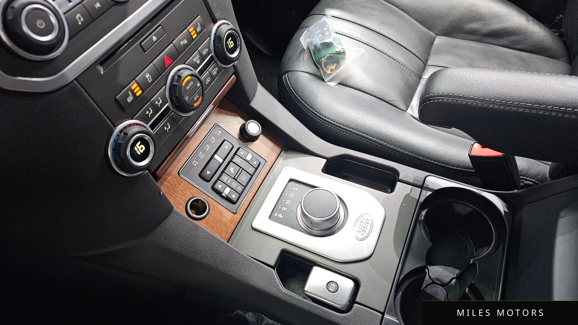 Land Rover 디스커버리 4 2016 — миниатюра 9