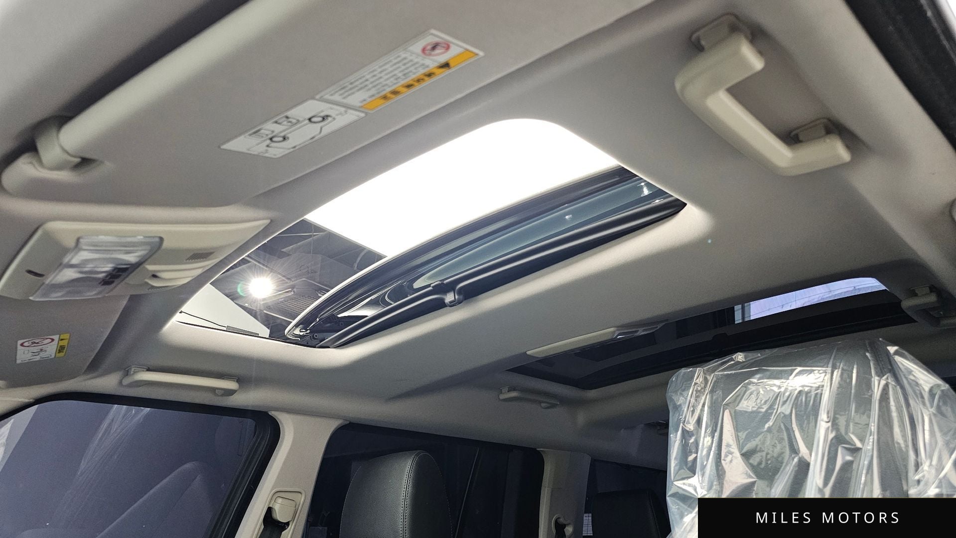 Land Rover 디스커버리 4 2016 — миниатюра 19