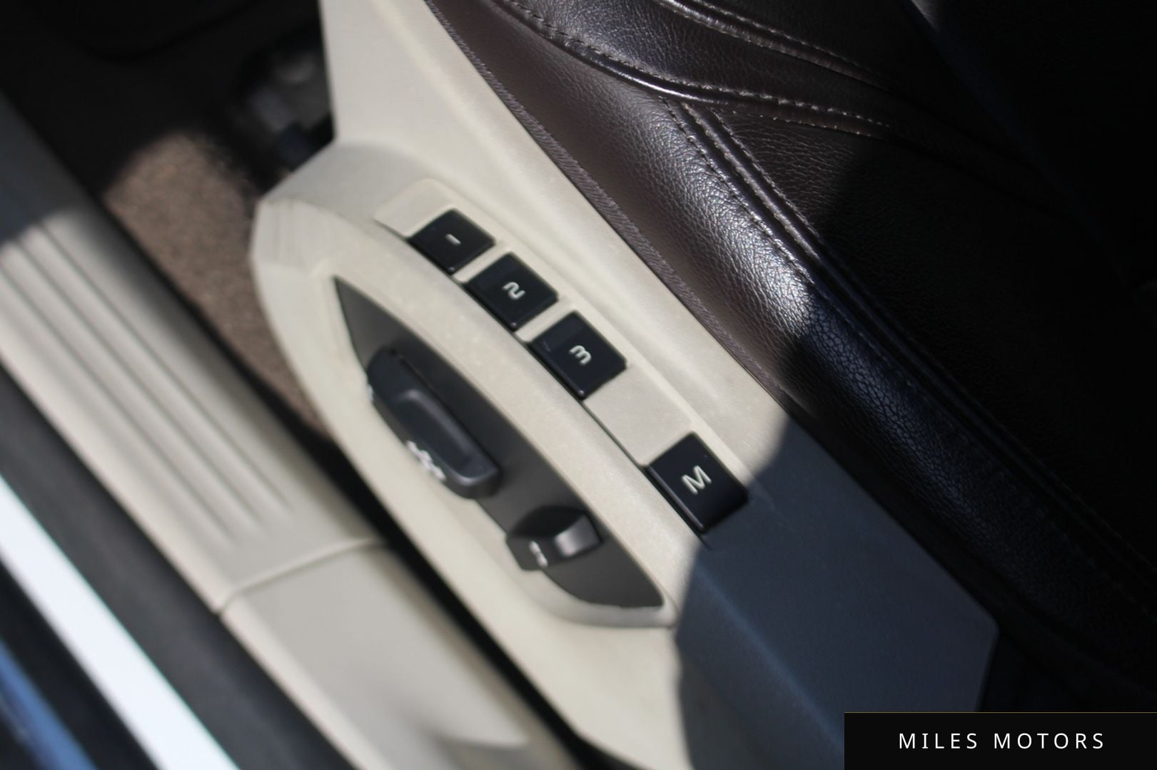 Volvo V40 2015 — миниатюра 11