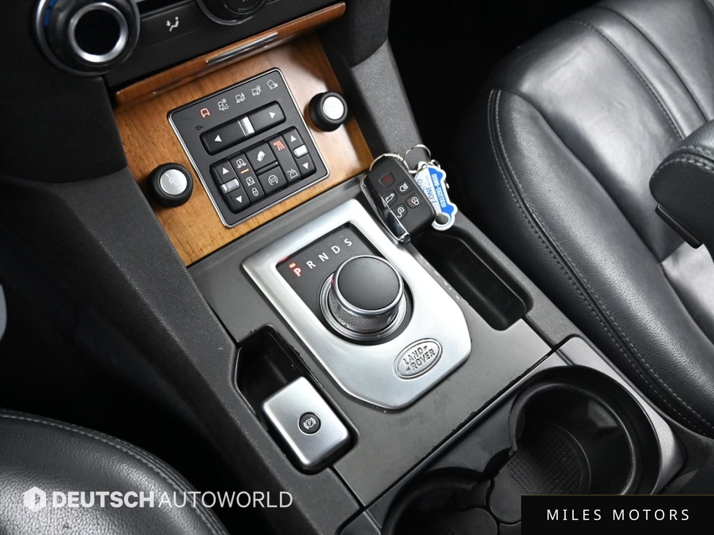 Land Rover Discovery 2015 — миниатюра 9