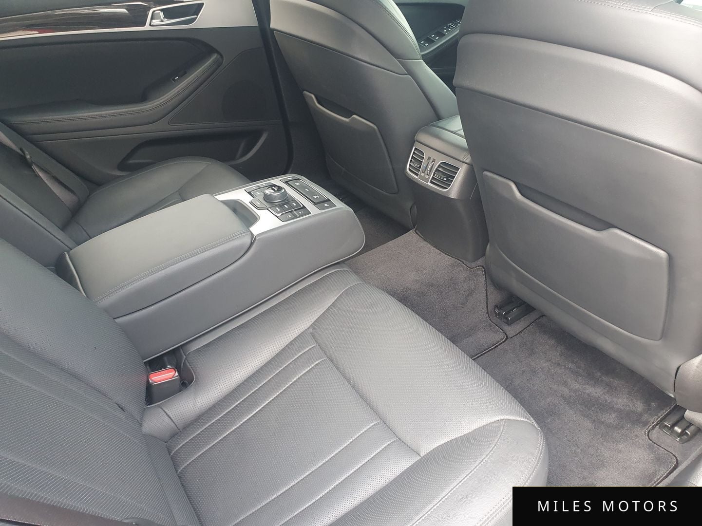 Genesis G80 2020 — миниатюра 8