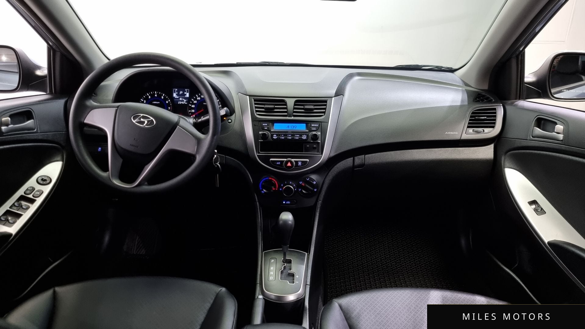 Hyundai Accent 2018 — миниатюра 7
