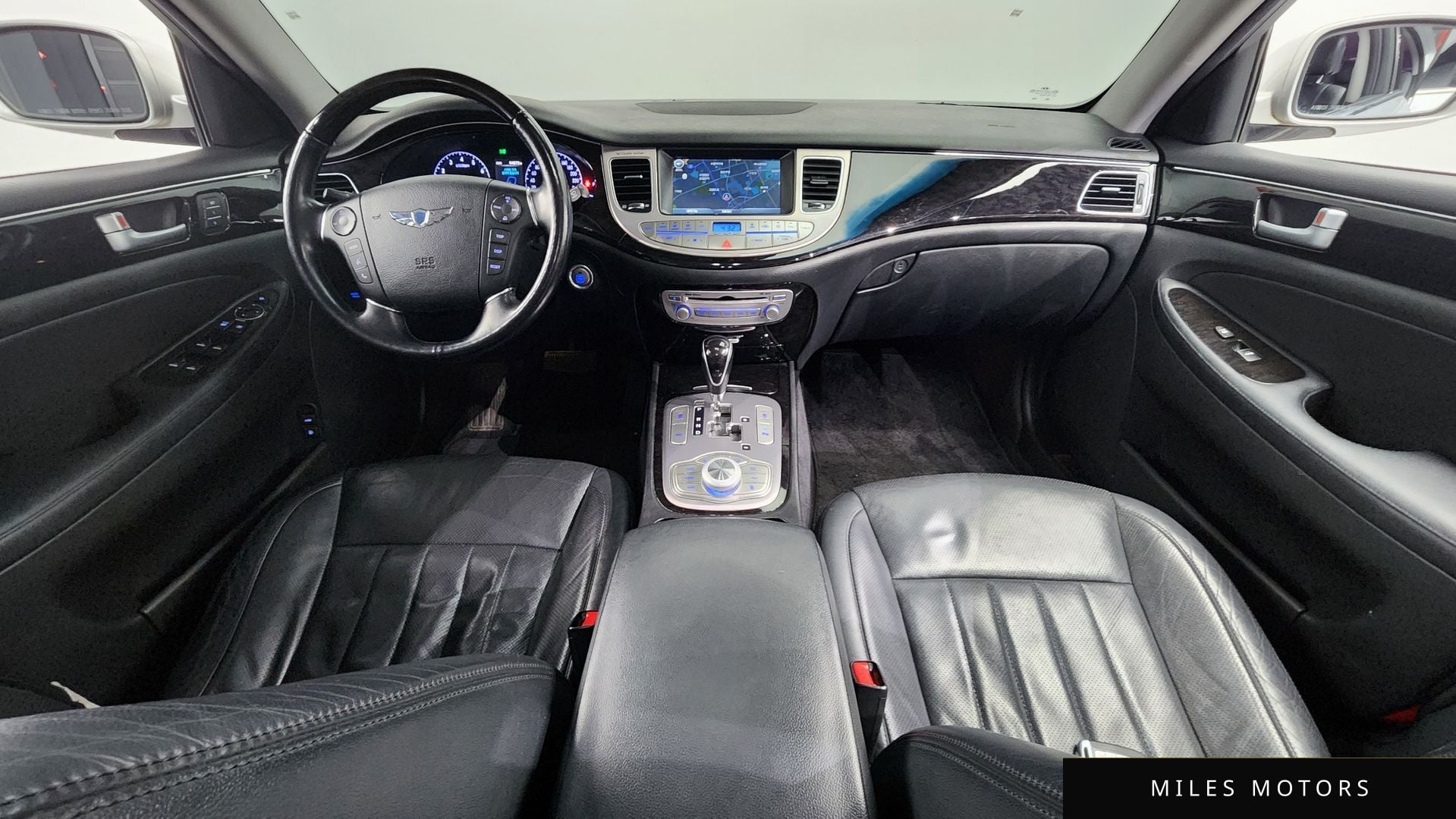Hyundai Genesis 2013 — миниатюра 7
