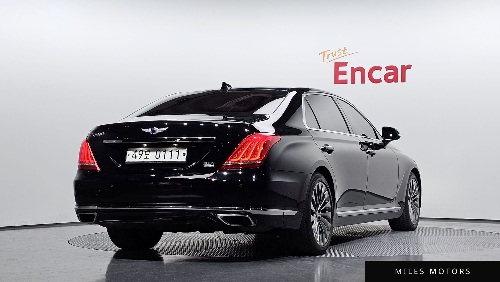 Genesis EQ900 2017 — миниатюра 2