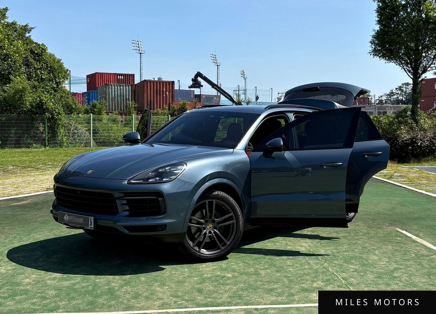 Porsche Cayenne 2019 — миниатюра 2