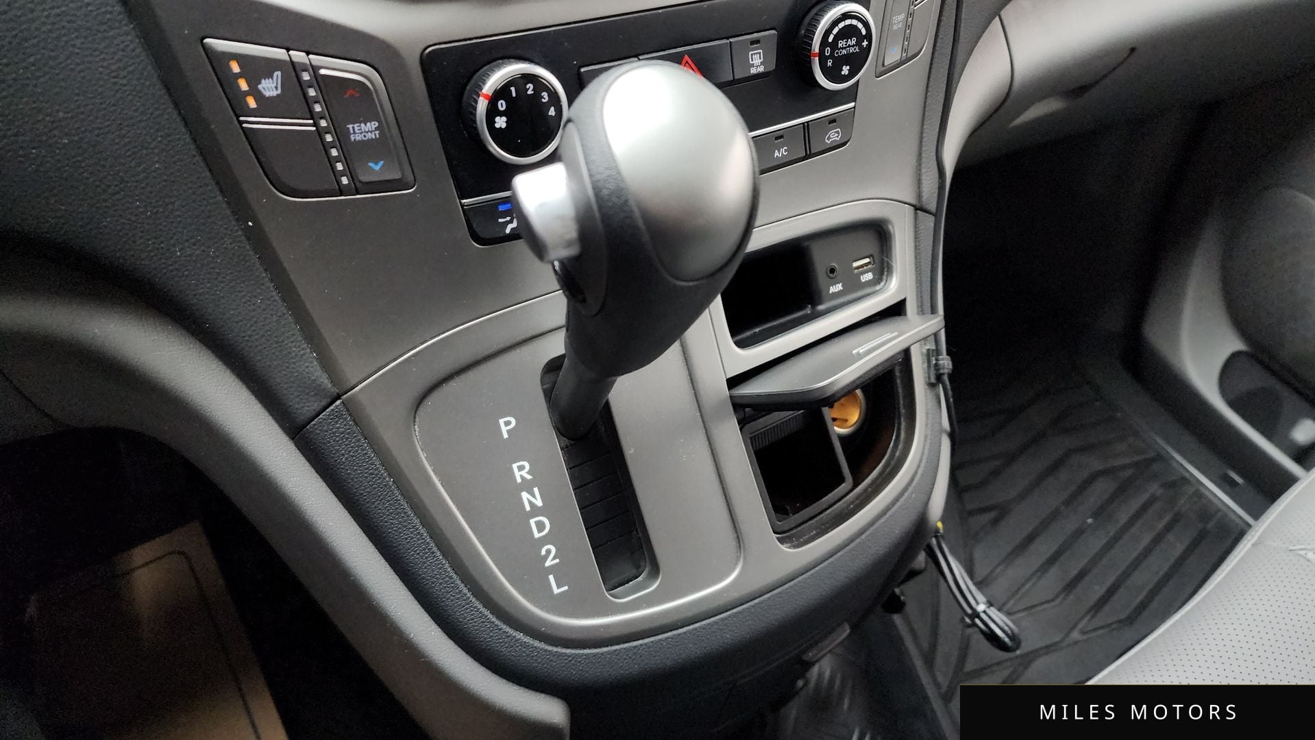 Hyundai Starex 2019 — миниатюра 9