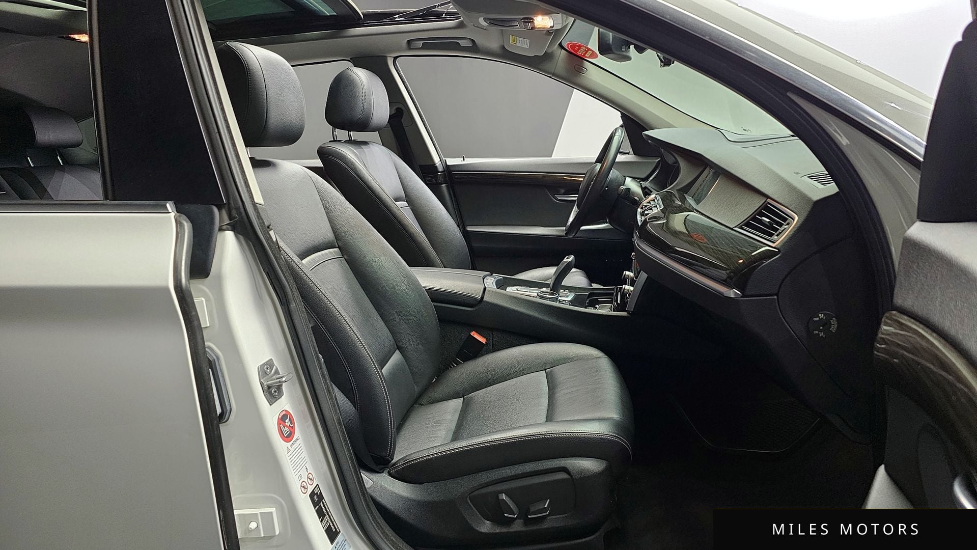 BMW 5 Series GT (F07) 2014 — миниатюра 10