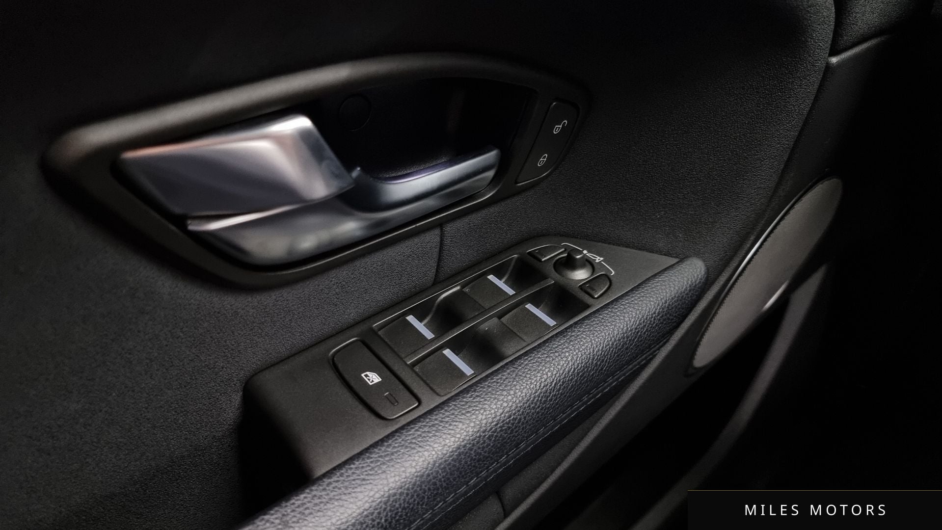 Land Rover 레인지로버 이보크 2016 — миниатюра 16